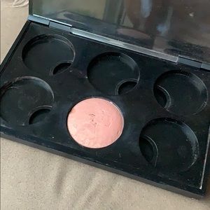 Mac face pallet